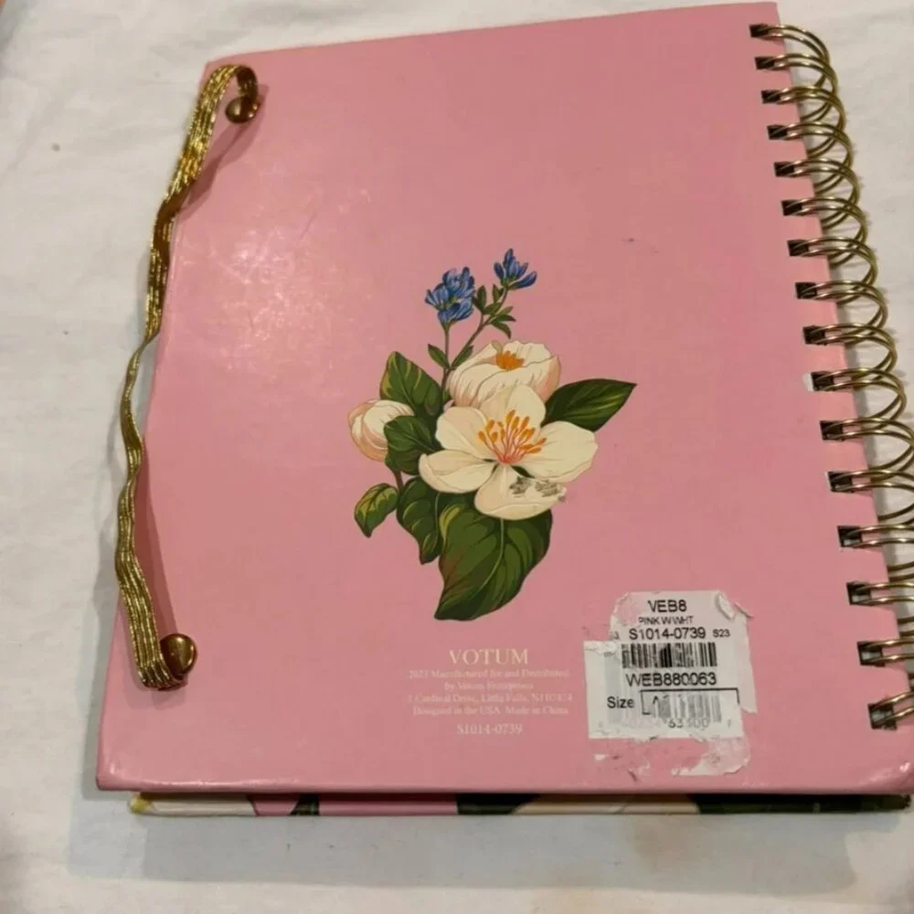 Votum Large Hardcover Journal Planner 18 Month Agenda Aug 2023–Jan 2025